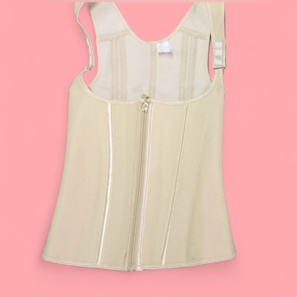 Cream Shapewear Corset with Structured Design - Picture 1 of 7